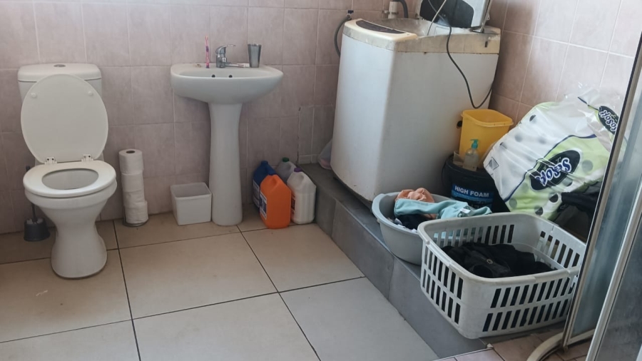 11 Bedroom Property for Sale in Gonubie Eastern Cape